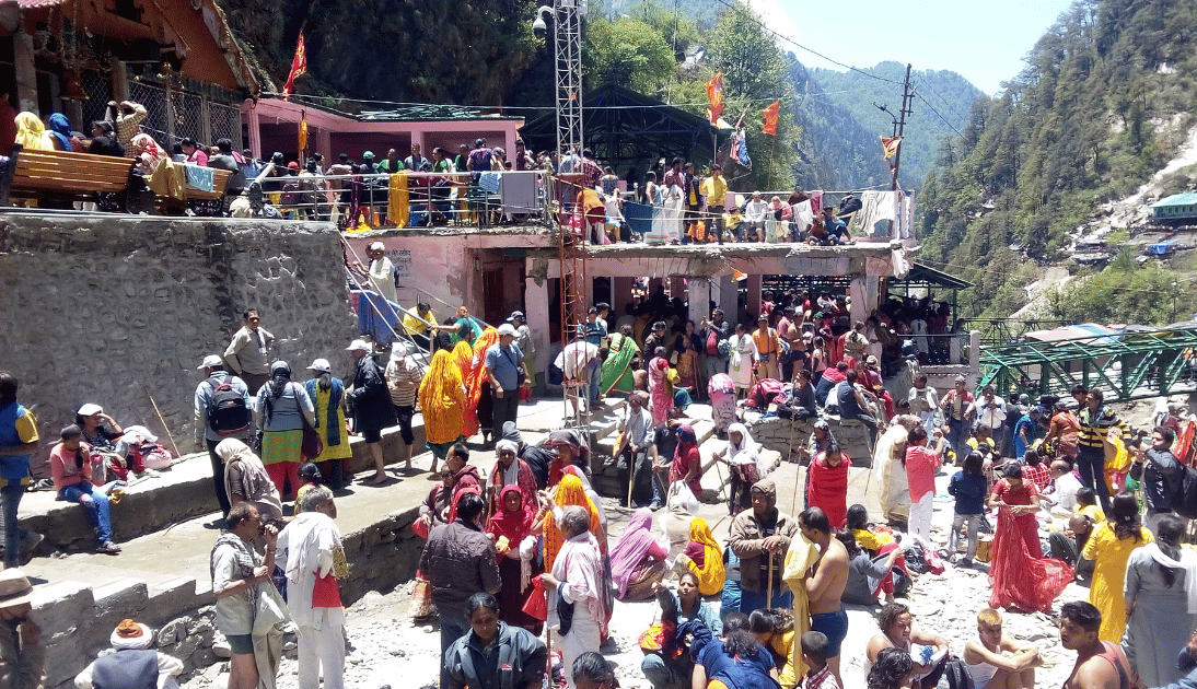 Char Dham yatra scenic banner